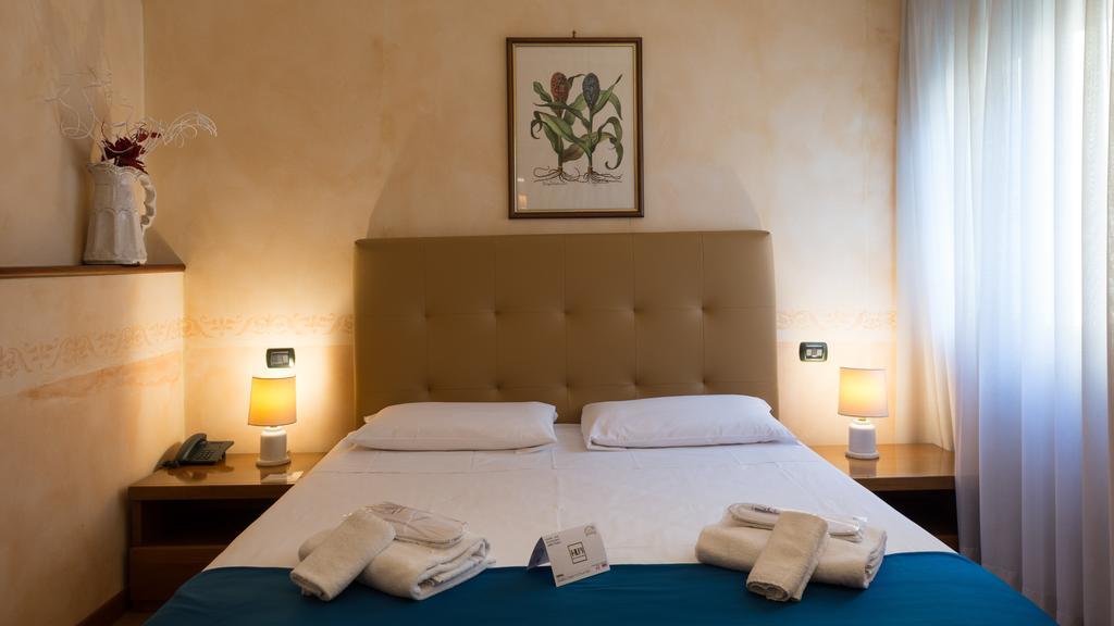 Hotel Lombardia Milano Ngoại thất bức ảnh